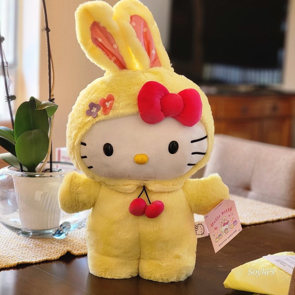 Hello Kitty Easter Greeter - Picture 2 of 6